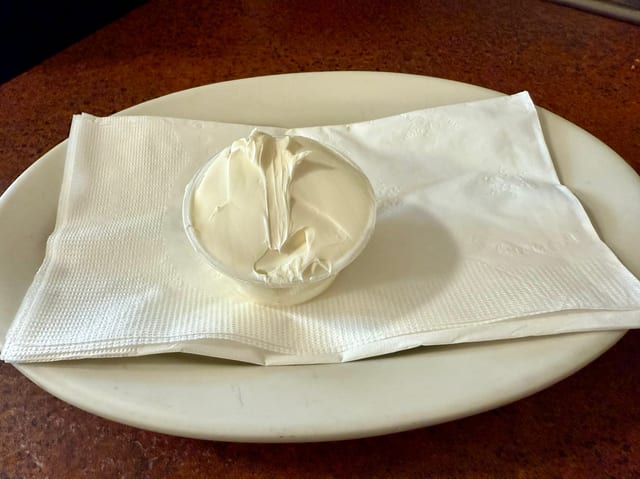 Side Cream Cheese.